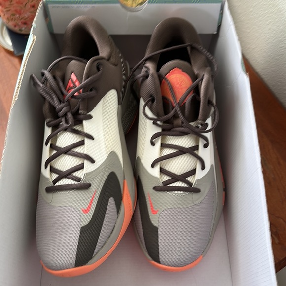 Nike Zoom Freak 4 Giannis Antetokounpo size 13 brand new - Picture 7 of 8